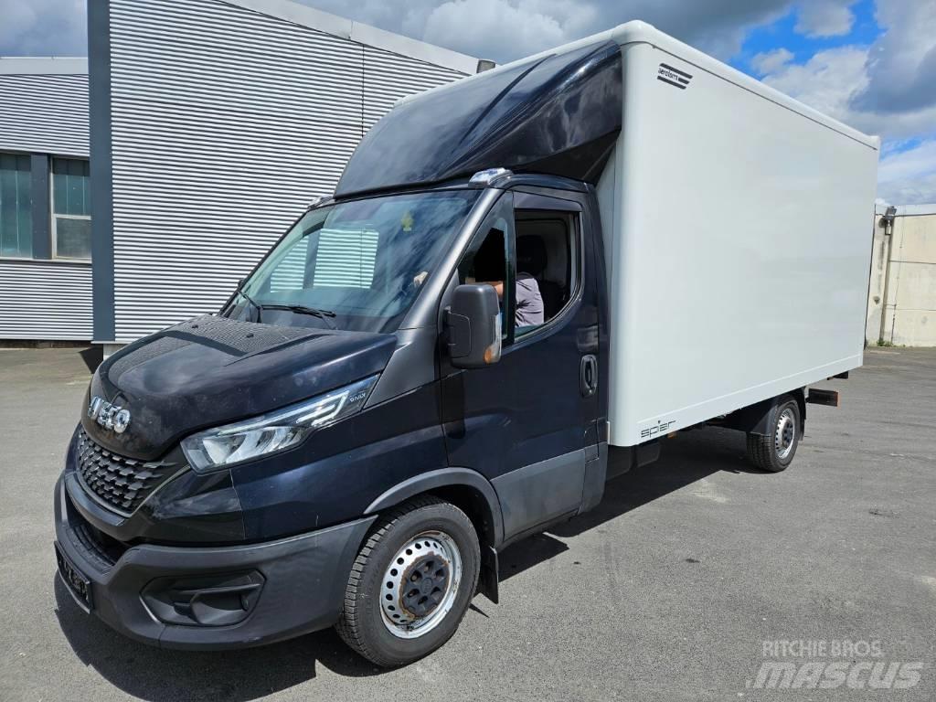 Iveco 35 S 18 Цельнометаллический фургоны