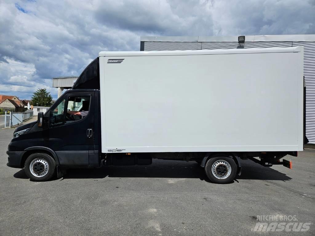 Iveco 35 S 18 Цельнометаллический фургоны