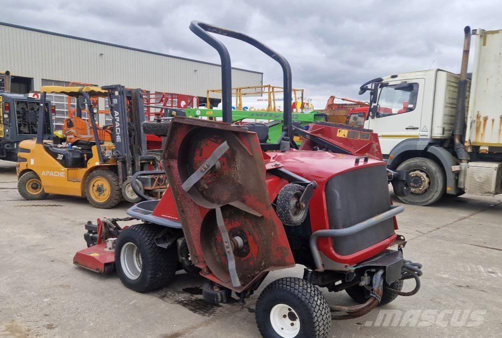 Toro R3240T Zero turn косилки