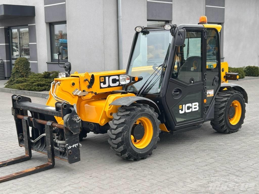 JCB 525-60 Телескопические погрузчики