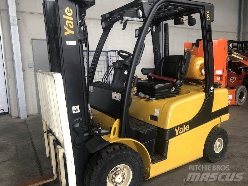 Yale GLP25VX Газовые погрузчики