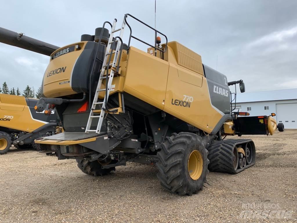 CLAAS LEXION 770TT Зерноуборочные комбайны