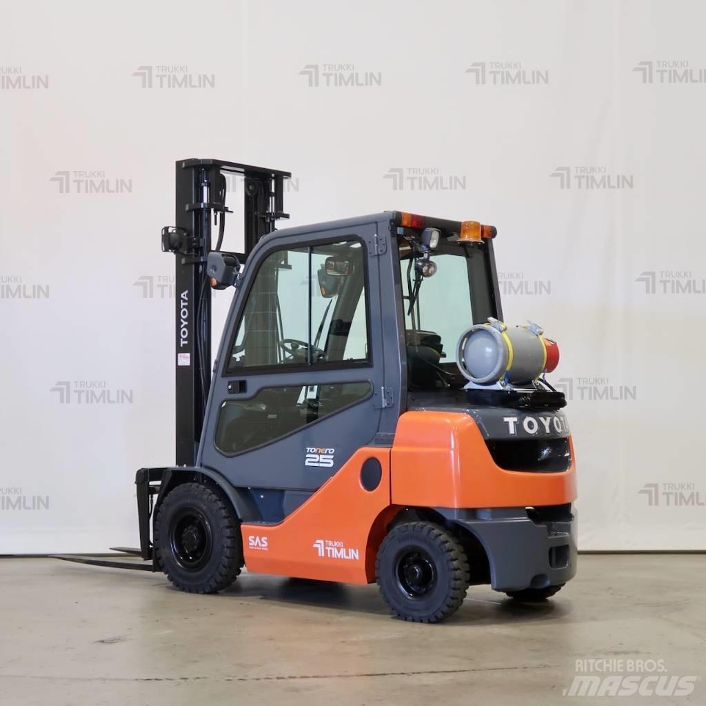 Toyota 02-8FGF25 Газовые погрузчики