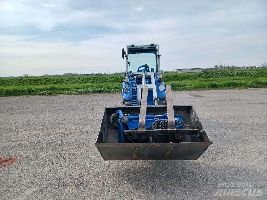 Multione SL840 4WD Мини-погрузчики