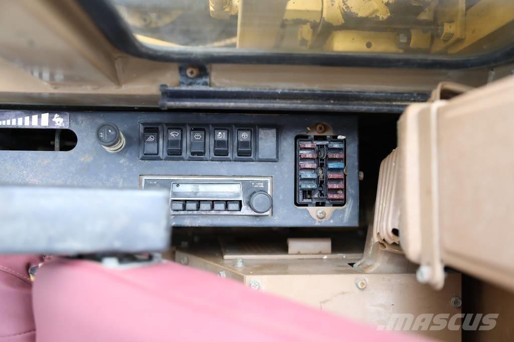 CAT E 70 B Мини-экскаваторы