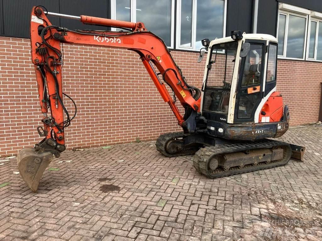 Kubota KX121-3a Мини-экскаваторы