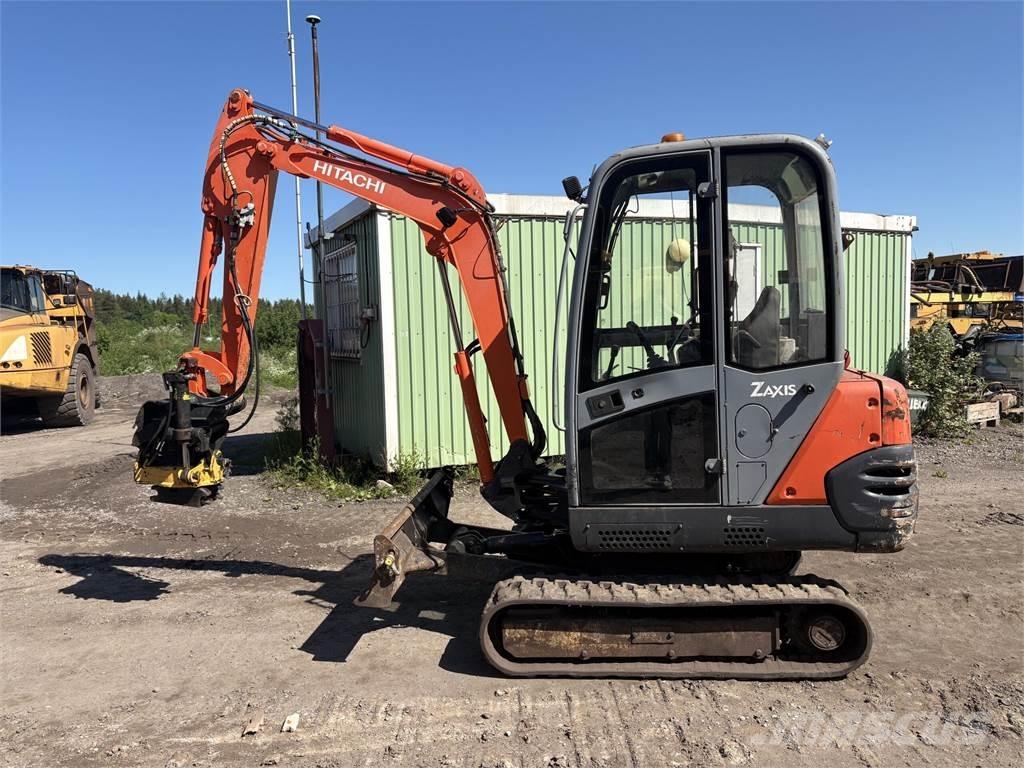 Hitachi ZX25 Мини-экскаваторы