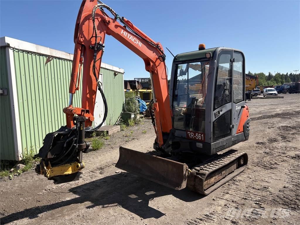 Hitachi ZX25 Мини-экскаваторы