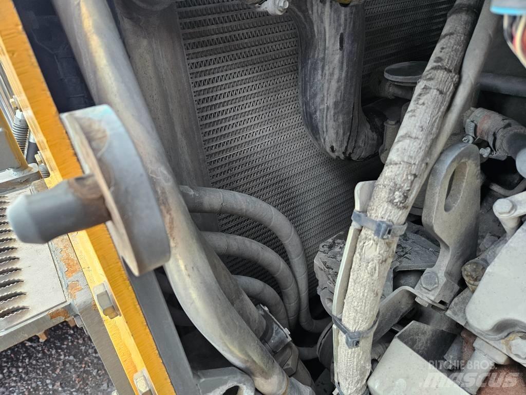 Liebherr PR 776 Гусеничные бульдозеры