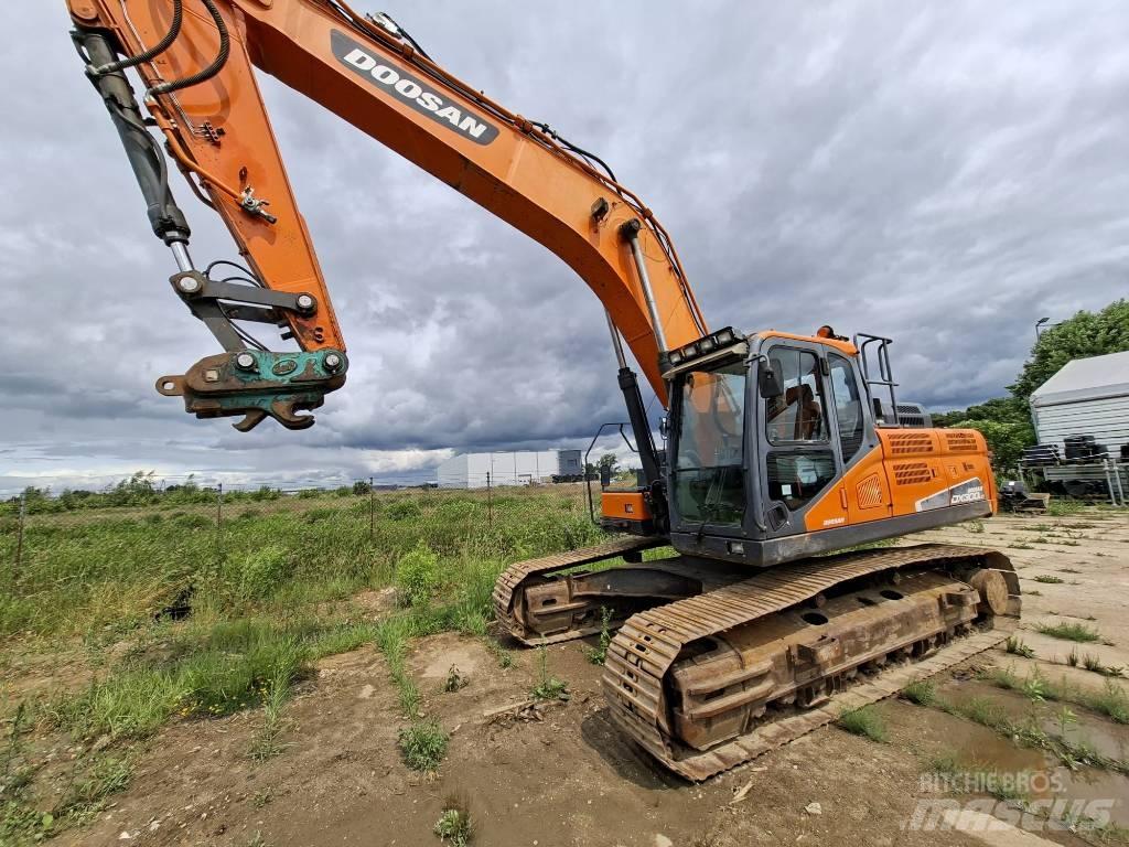 Doosan DX 300 LC-5 Гусеничные экскаваторы