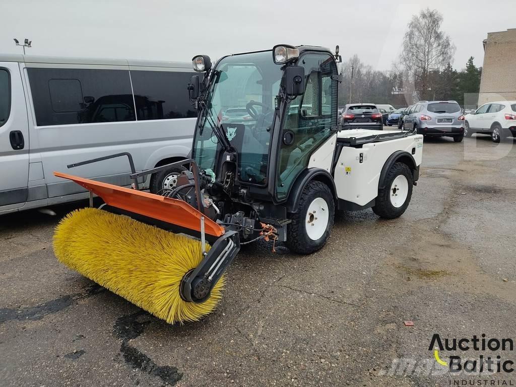 Multihog CX75 Вакуумные уборочные машины