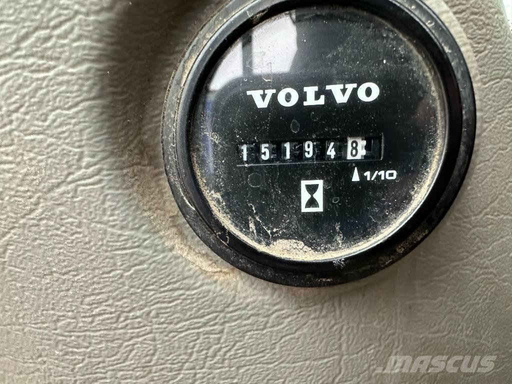 Volvo EC 160 EL Гусеничные экскаваторы