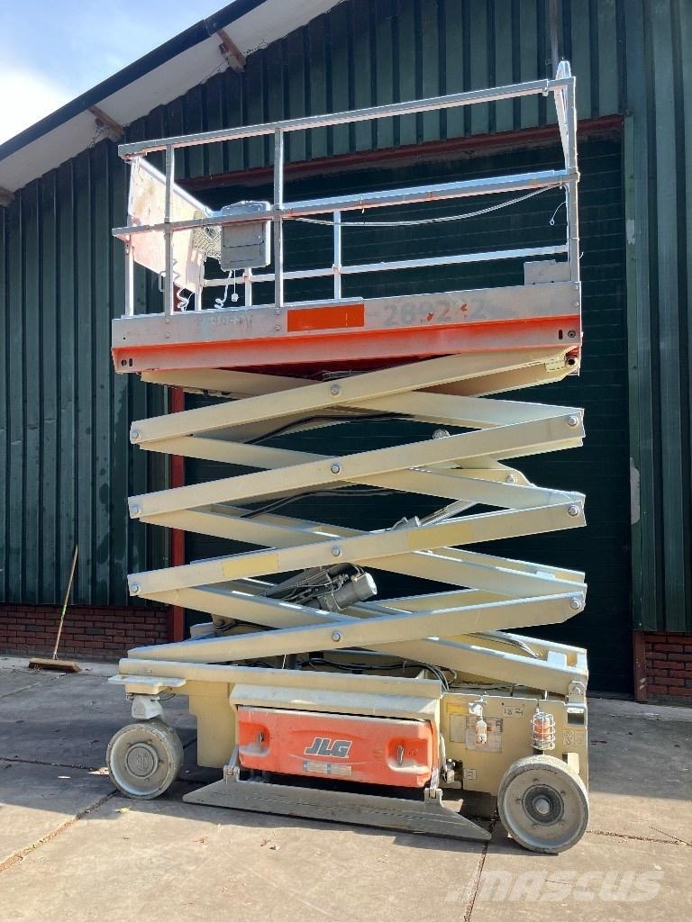 JLG 2646 ES 10 meter Ножничные подъемники