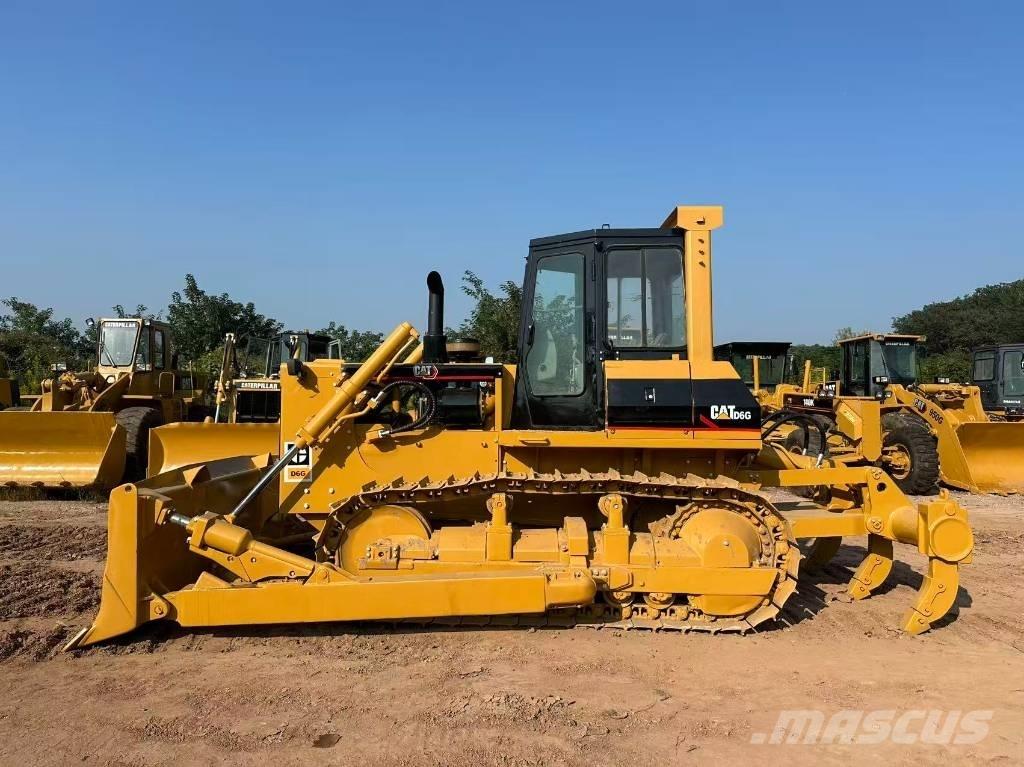 CAT D6G Гусеничные бульдозеры