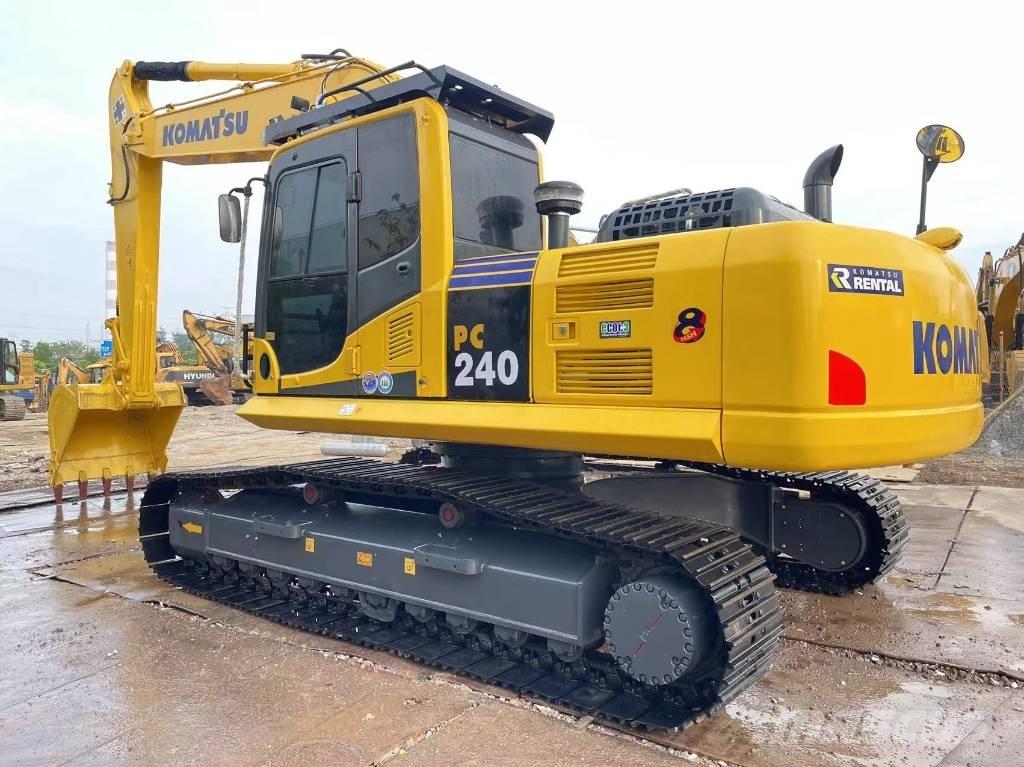Komatsu PC 240LC-8 Гусеничные экскаваторы
