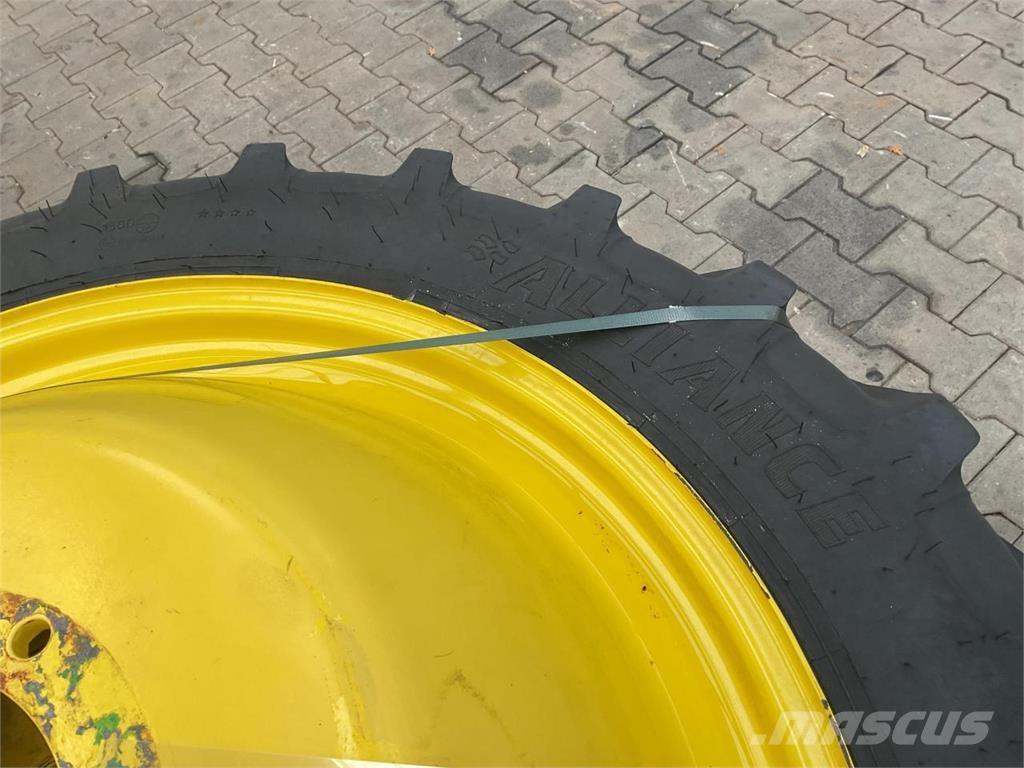 Alliance 270/95R36 Шины и колёса
