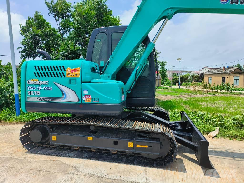 Kobelco SK 75 Гусеничные экскаваторы
