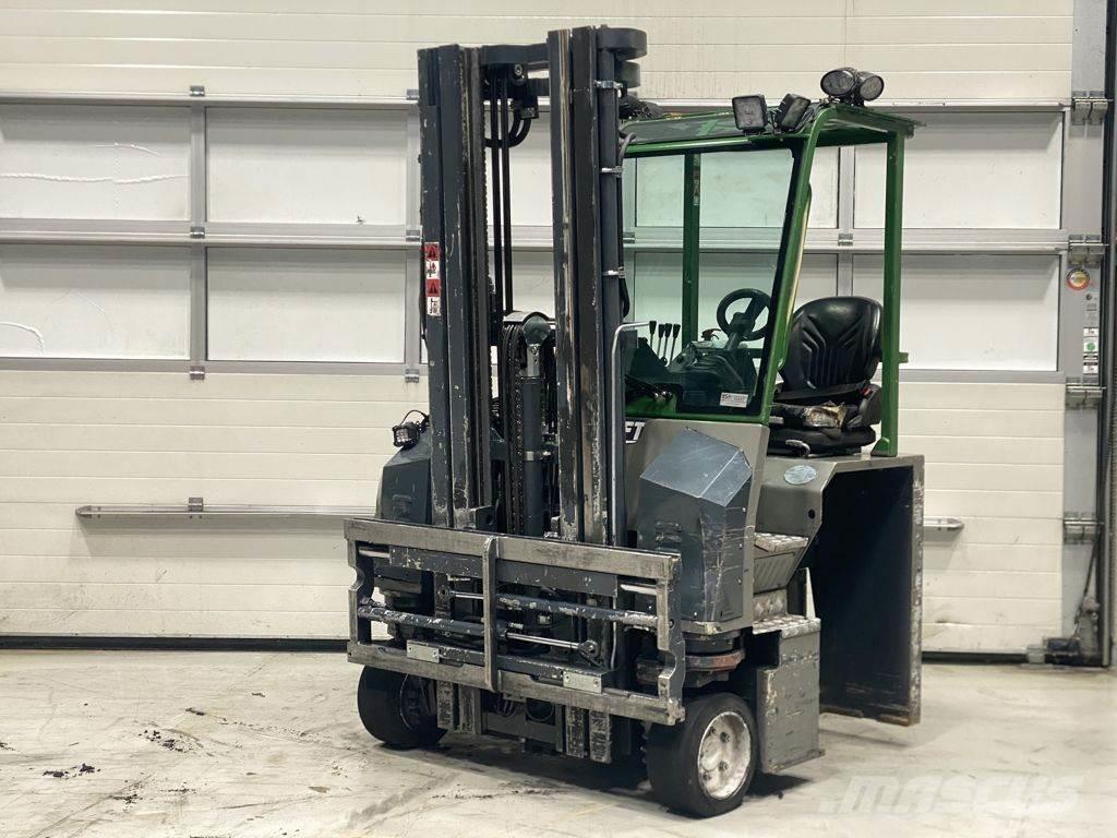 Combilift CBE2500 Боковые погрузчики