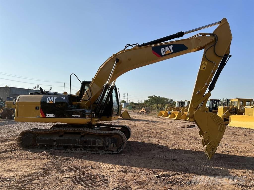 CAT 320D Гусеничные экскаваторы