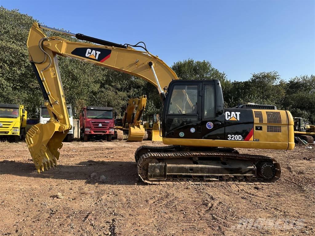 CAT 320D Гусеничные экскаваторы