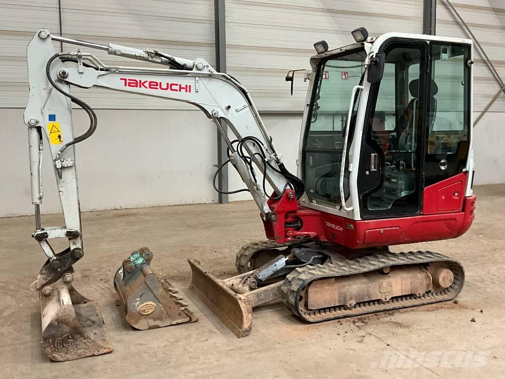 Takeuchi TB 230 Мини-экскаваторы