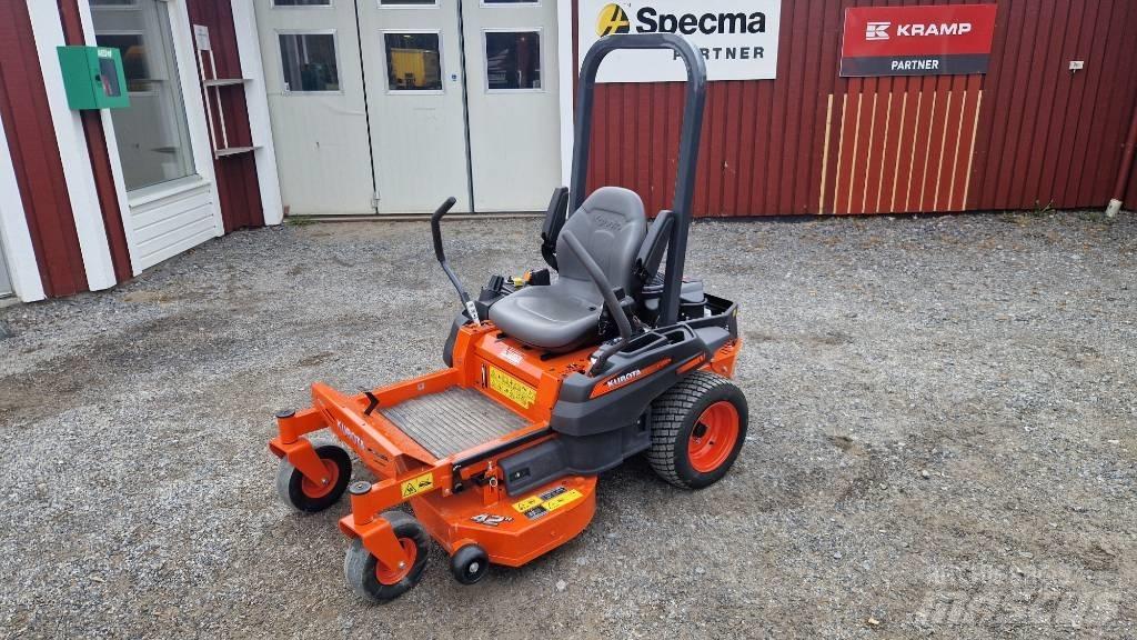 Kubota Z 122 RKW Zero turn косилки