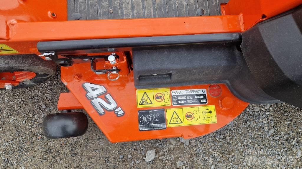 Kubota Z 122 RKW Zero turn косилки