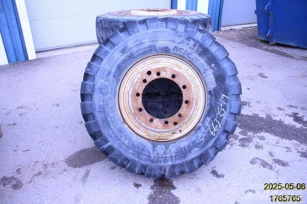 Michelin XMINED2 Шины и колёса