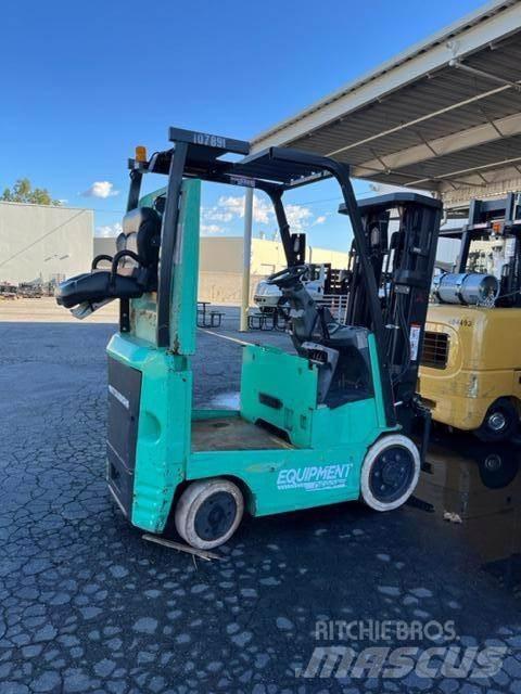 Mitsubishi FBC25 Электропогрузчики