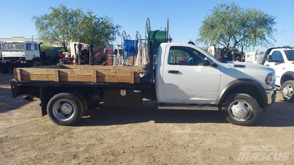 RAM 5500 Грузовики-платформы/боковая разгрузка