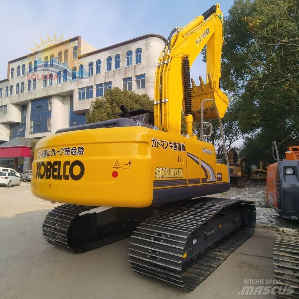Kobelco SK 200 Гусеничные экскаваторы