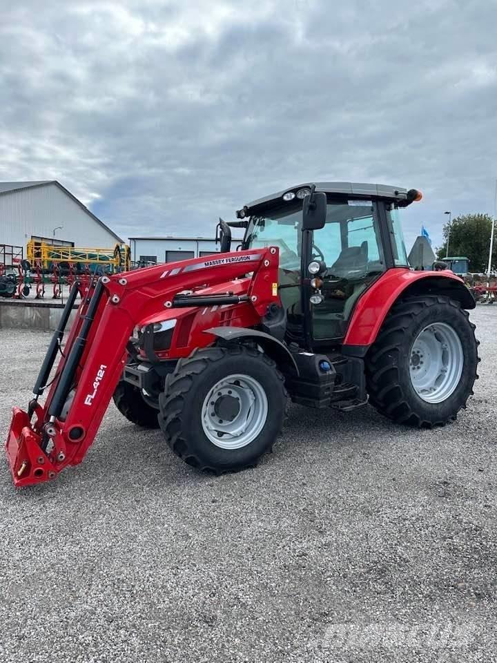 Massey Ferguson 5612 Трактора