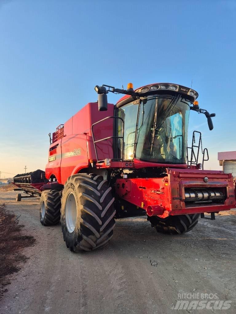 Case IH 9240 Зерноуборочные комбайны
