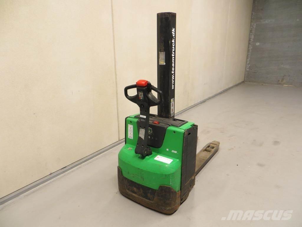 Cesab S208L Самоходные электроштабелёры
