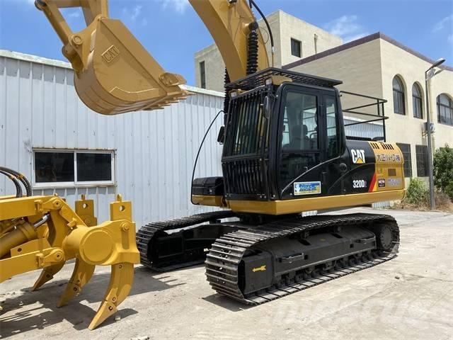 CAT 320 D Гусеничные экскаваторы