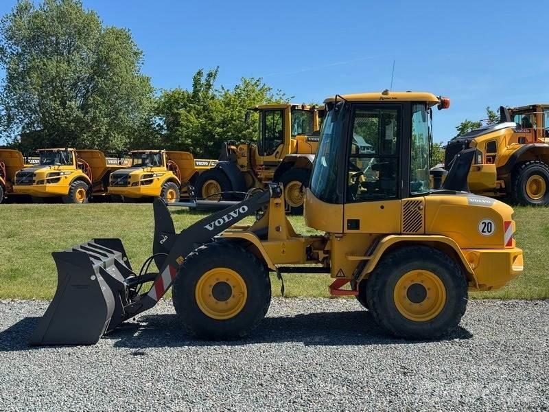 Volvo L 35 G Фронтальные погрузчики