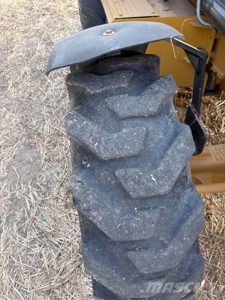 CAT 430 E Экскаваторы-погрузчики