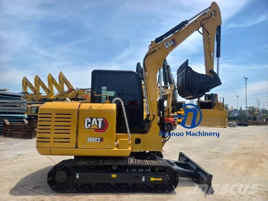 CAT 306E2 Мини-экскаваторы