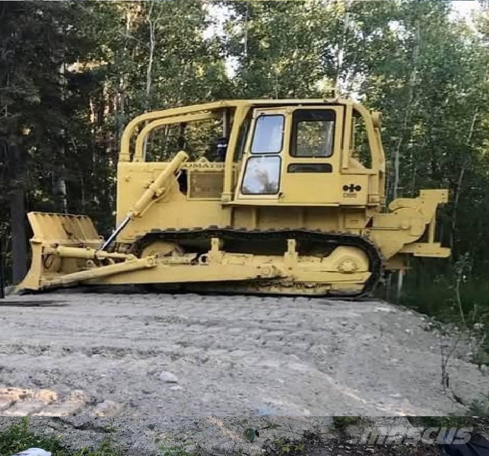 Komatsu D 85 A-12 Гусеничные бульдозеры