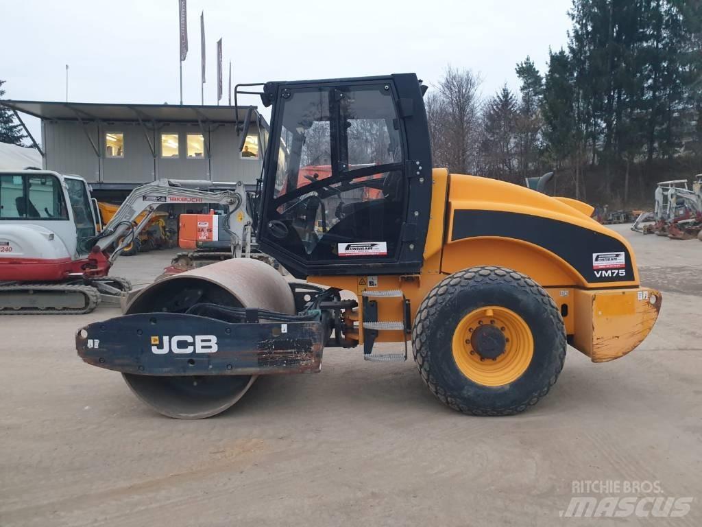 JCB VM 75 D Грунтовые катки