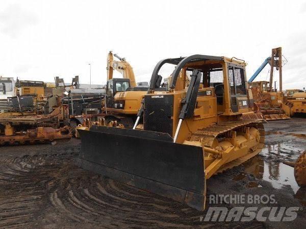 CAT D6G Гусеничные бульдозеры