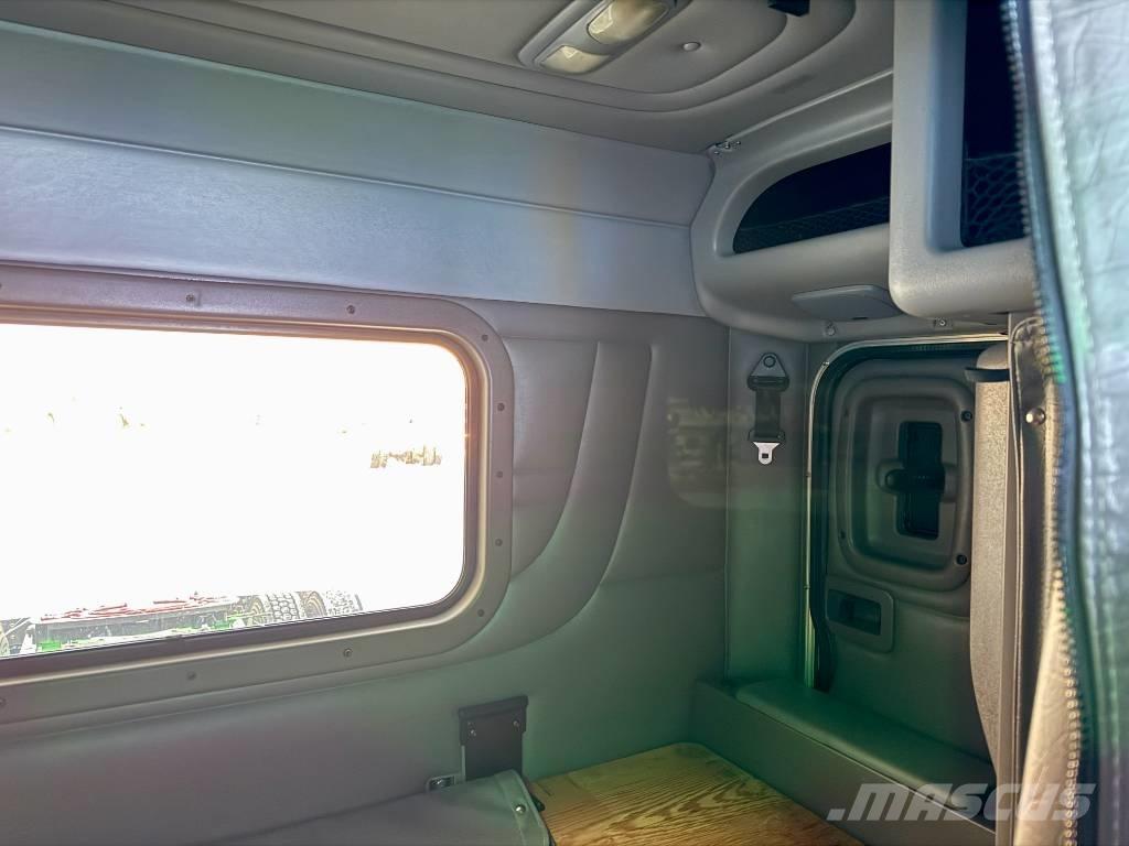 Peterbilt 389 Седельные тягачи