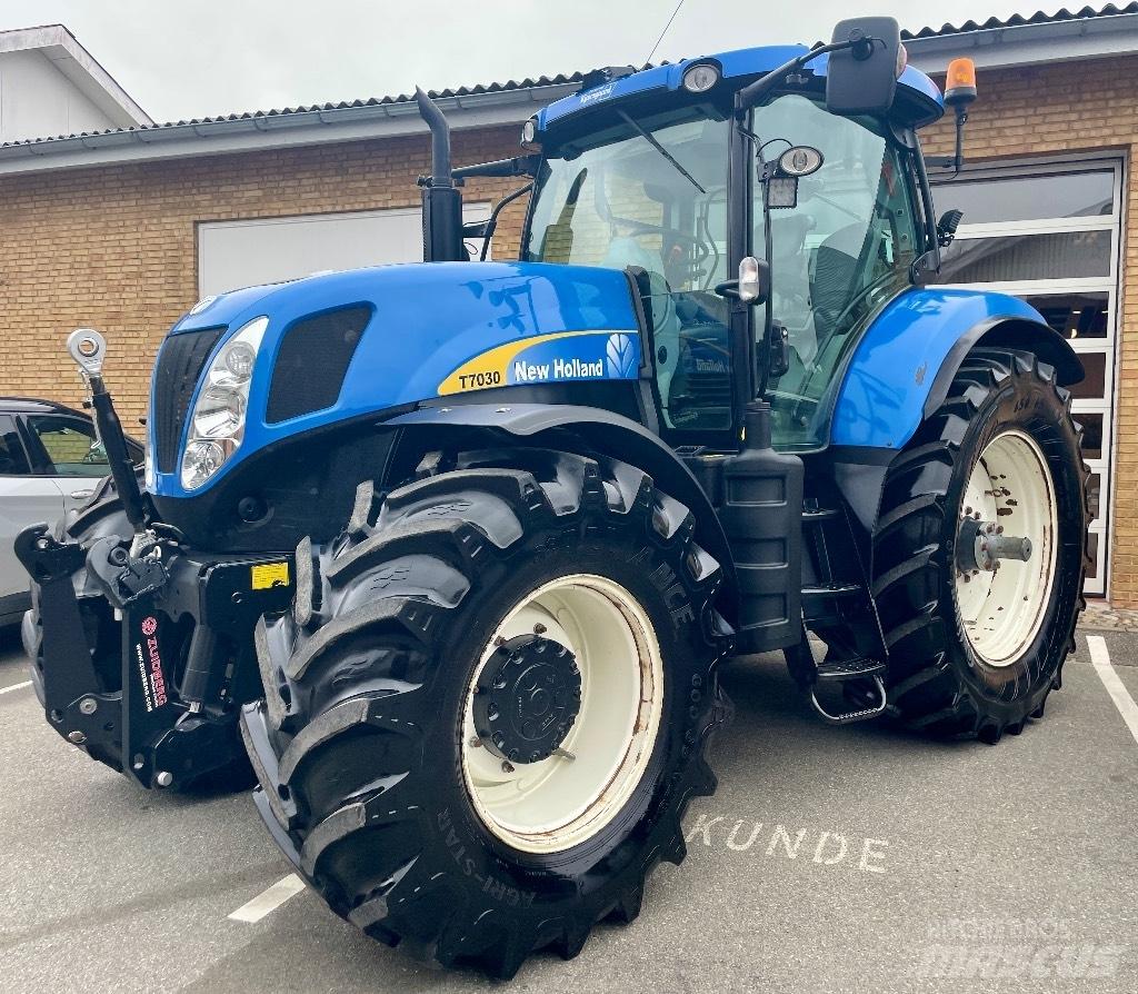 New Holland T 7030 Трактора