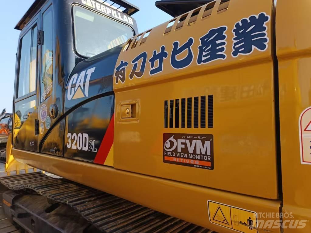 CAT CAT320DL Малые экскаваторы 7т-12т