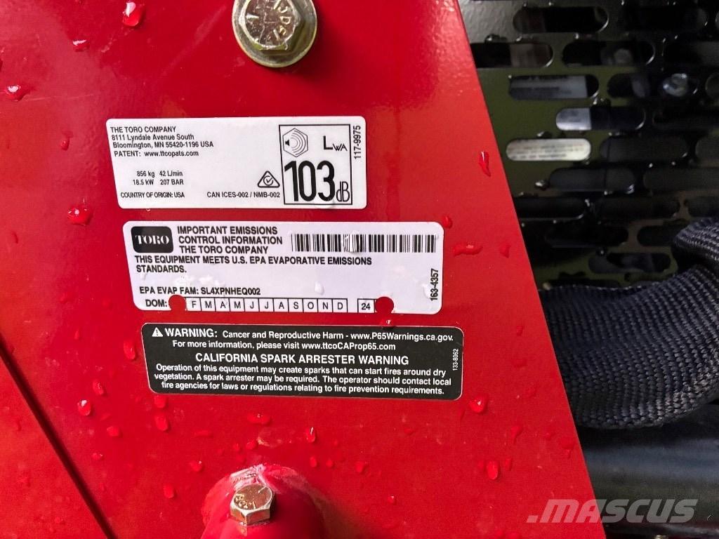 Toro TX427 Мини-погрузчики