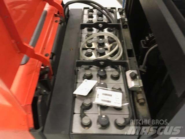 Toyota OSE 100 W Горизонтальные комплектовщики