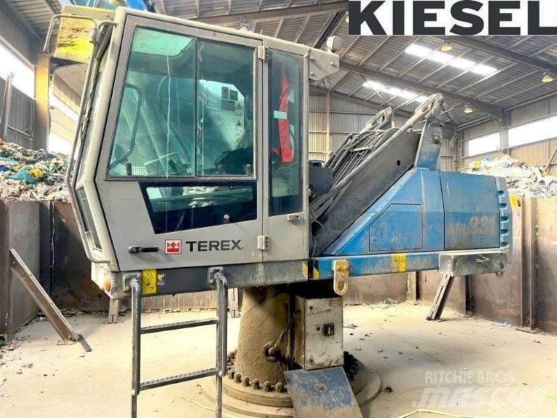 Fuchs AHL 831 D Перегружатели металлолома/промышленные погрузчики