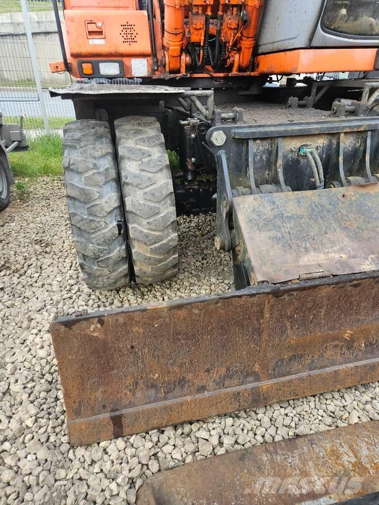 Fiat-Hitachi EX165W Колёсные экскаваторы