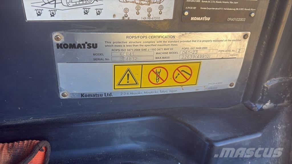 Komatsu D 61 EX-23 Гусеничные бульдозеры