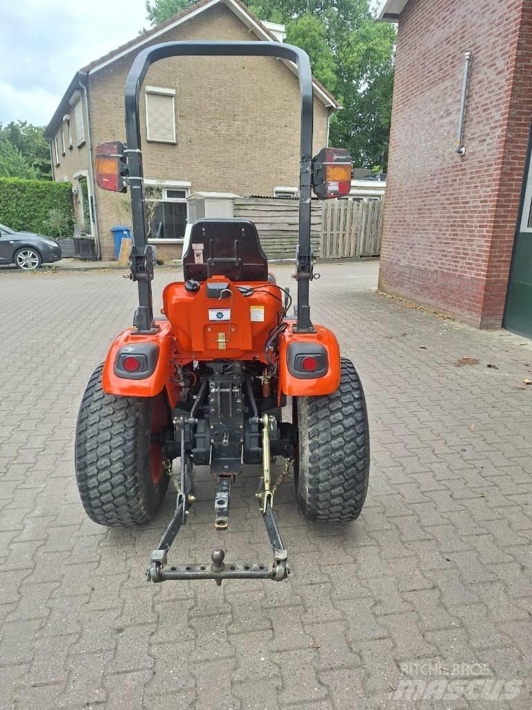 Kioti CK2810 HST Трактора